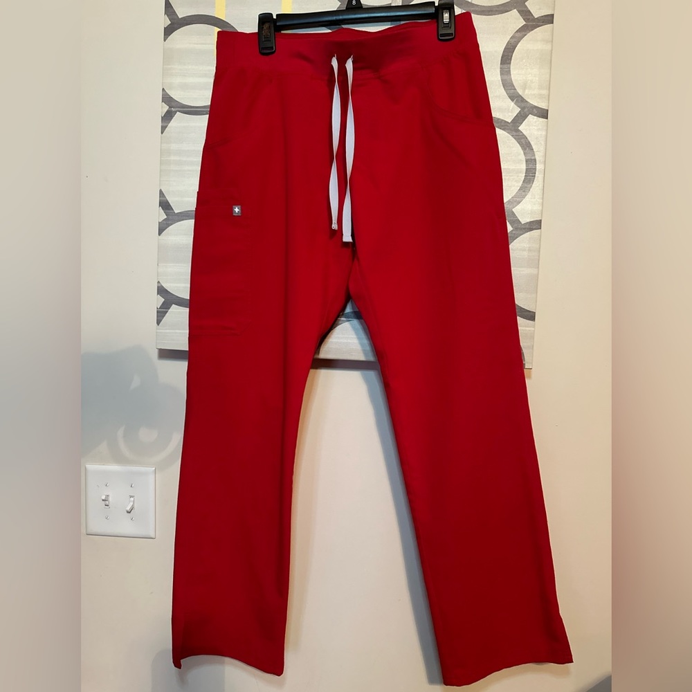 Figs Winning Red Kade Scrub Pants Size: M